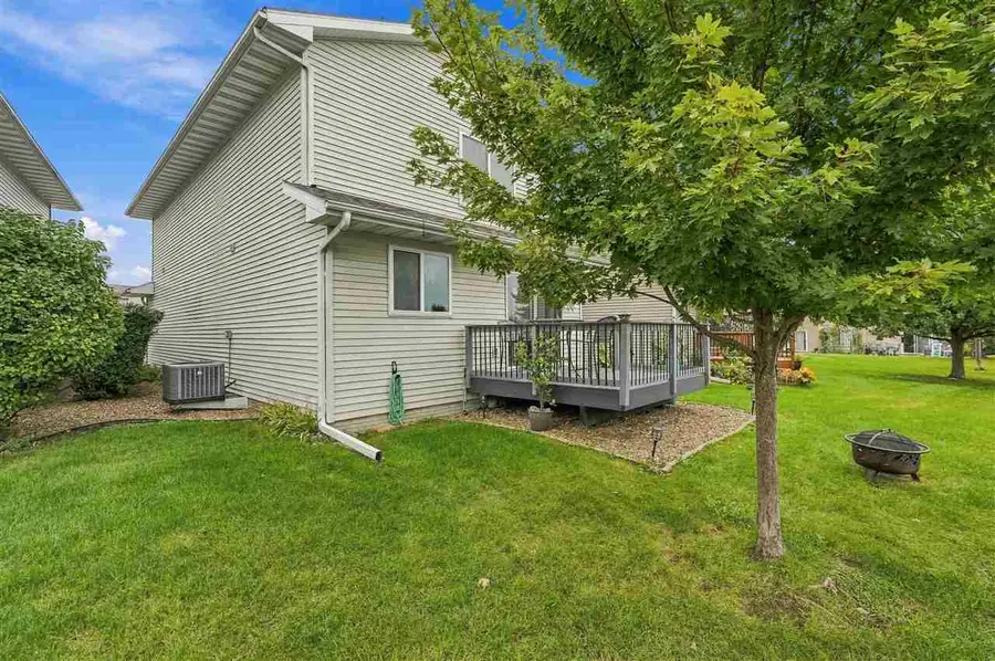 548 Sicily Ct, North Liberty, IA 52317 - #3