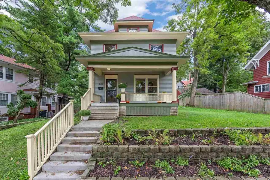 810 N Linn St, Iowa City, IA 52245 - #3