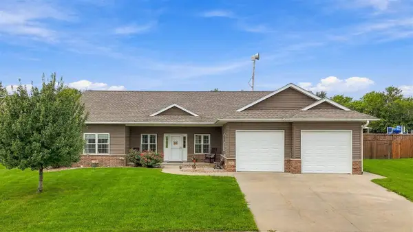 220 Cherry Ln, Tiffin, IA 52340