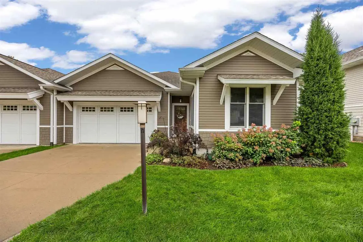 143 Leamer Ct, Iowa City, IA 52246 - #1