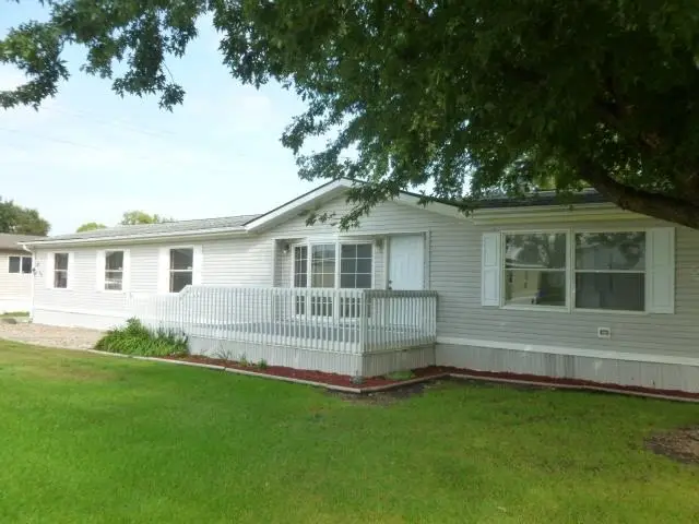 36 East St, Tiffin, IA 52340 - #3