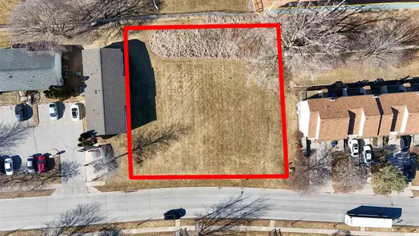 701-711 Westwinds Drive, Iowa City, IA 52246