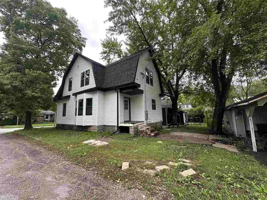 320 N Governor St, Iowa City, IA 52245 - #3
