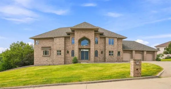 448 Butternut Lane, Iowa City, IA 52246