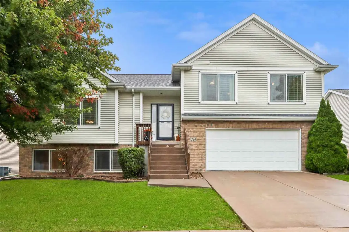 230 Lockview Avenue, North Liberty, IA 52317 - #1