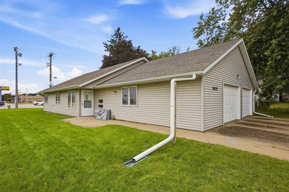 1825 Deforest Ave, Iowa City, IA 52240 - #1