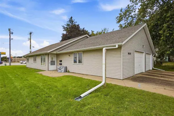 1825 Deforest Ave, Iowa City, IA 52240