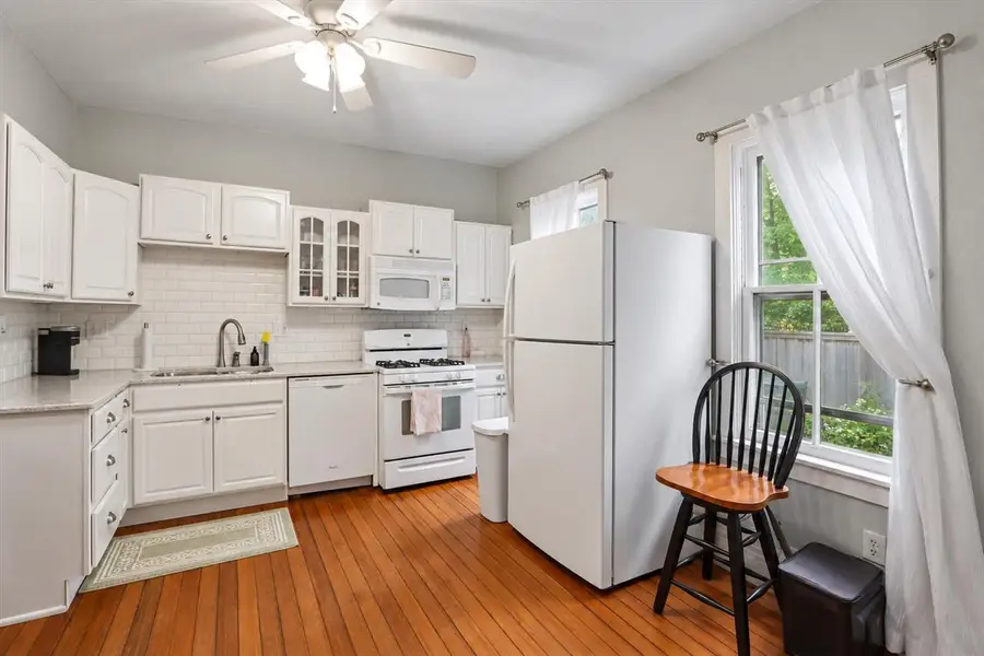 528 S Governor, Iowa City, IA 52240 - #2