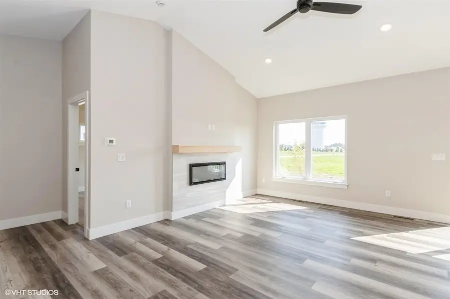 242 N Madison Ave, North Liberty, IA 52317 - #2
