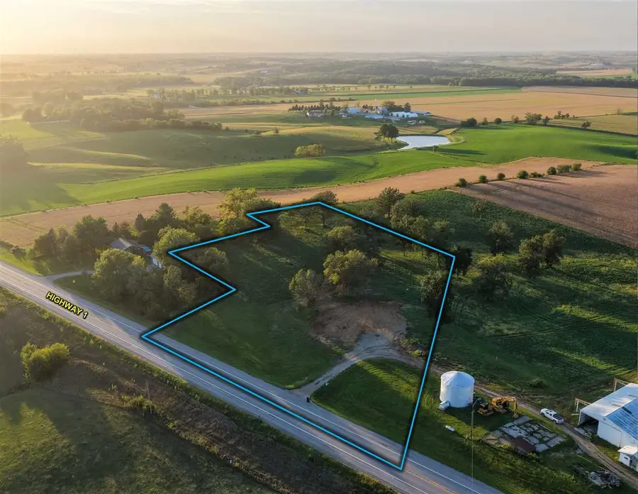 2502 Highway 1 SW, Iowa City, IA 52240 - #3