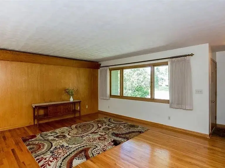 507 Meadow St, Iowa City, IA 52245 - #2