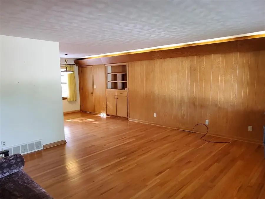 507 Meadow St, Iowa City, IA 52245 - #3