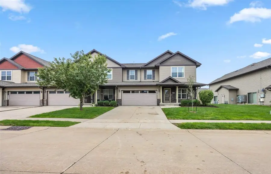 409 Churchill Dr, North Liberty, IA 52317 - #2