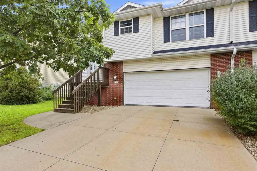 152 Watercress Rd, North Liberty, IA 52317 - #2