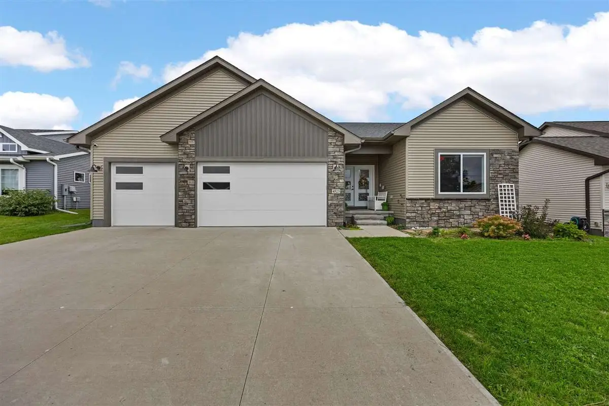 4523 Luke Drive, Iowa City, IA 52246 - #1