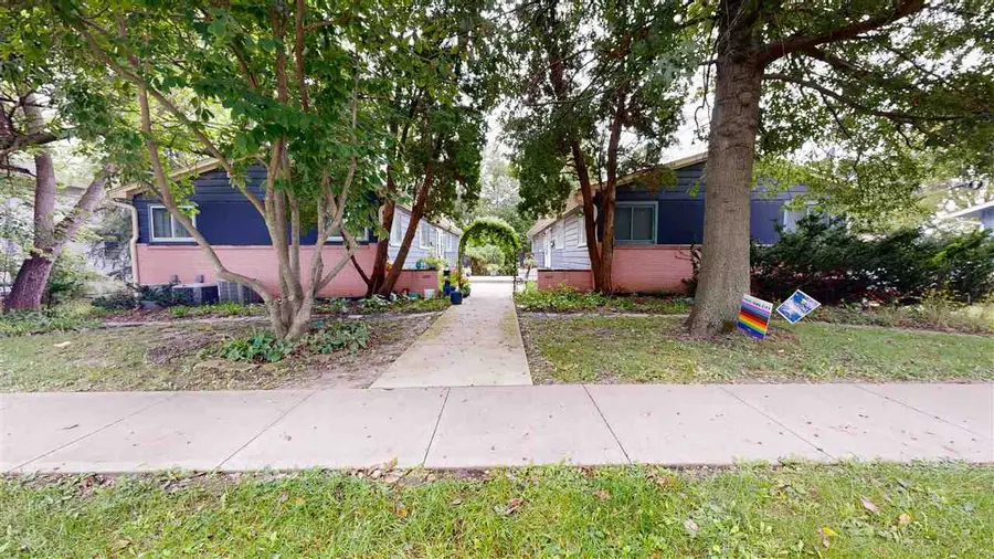 2605/2607 E Court St, Iowa City, IA 52245 - #2