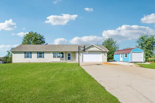 2935 N Drive, Parnell, IA 52325