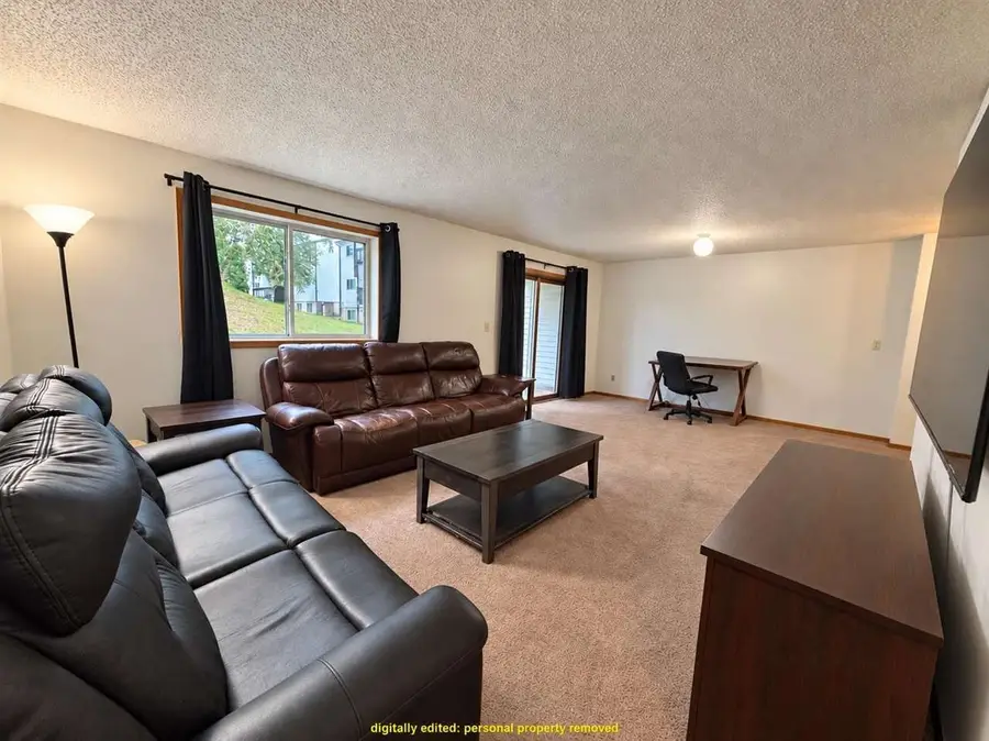 2620 Westwinds Dr, Iowa City, IA 52246 - #3