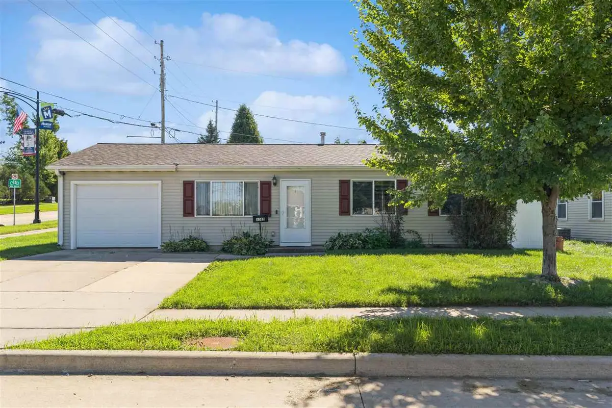 1085 Fairview Dr, Marion, IA 52302 - #1