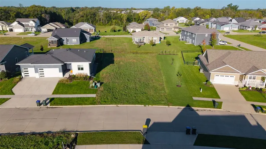 645 Hanks Drive, Iowa City, IA 52240 - #2