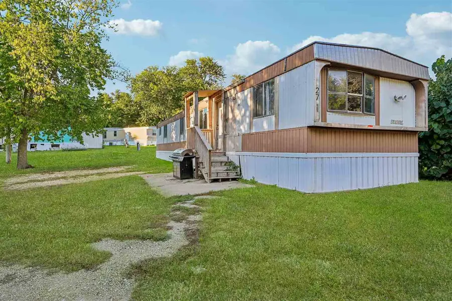 9710 york st, Anamosa, IA 52205 - #2