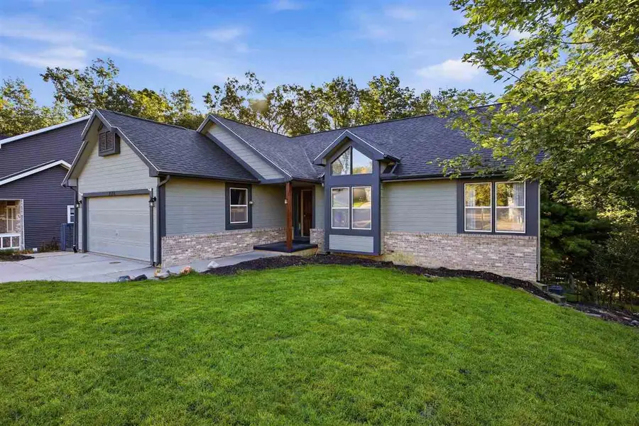 3533 NE Winterwood Ct, Cedar Rapids, IA 52402 - #2