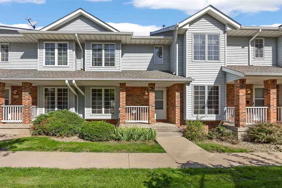 264 West Side Dr, Iowa City, IA 52246 - #2