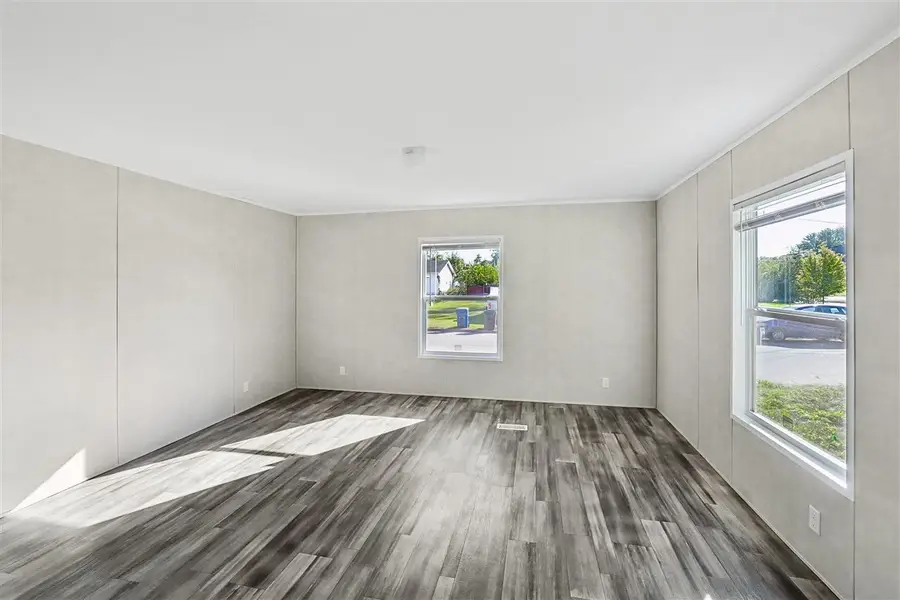 25 Gas Lantern Sq, Muscatine, IA 52761 - #2