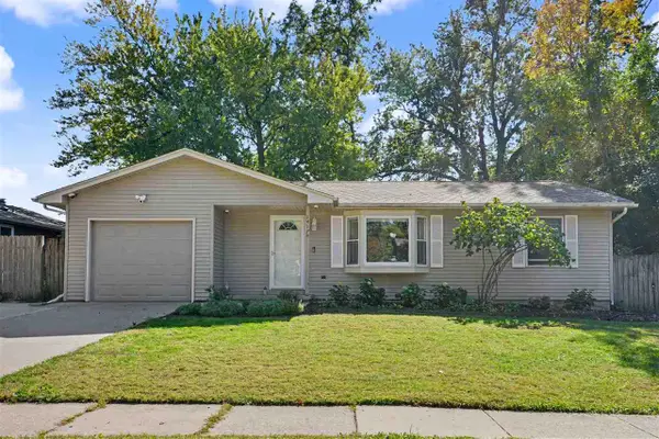 1417 Burns Ave, Iowa City, IA 52240