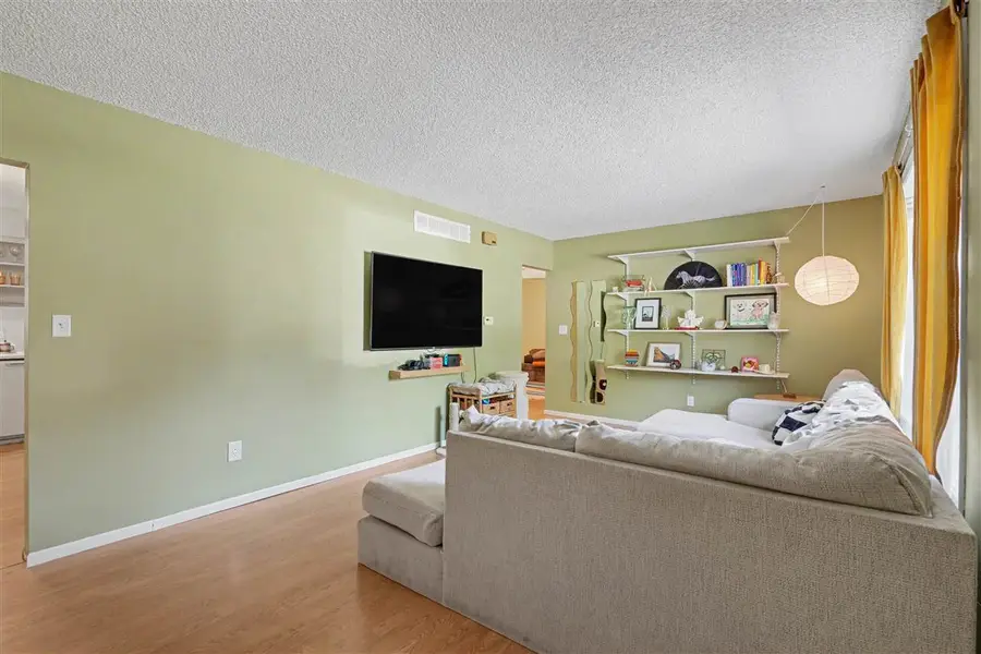 1417 Burns Ave, Iowa City, IA 52240 - #3