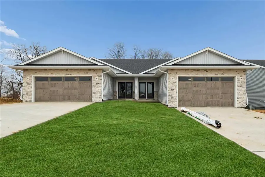 1020 Highland Trl, Solon, IA 52333 - #3