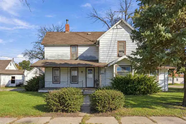 410 E Railroad Ave, Other, IA 50066