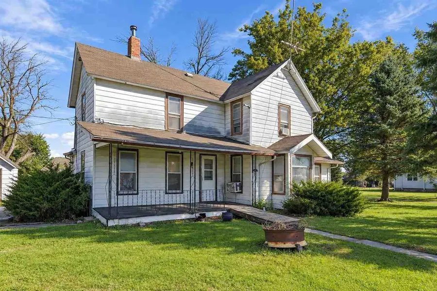 410 E Railroad Ave, Dawson, IA 50066 - #2
