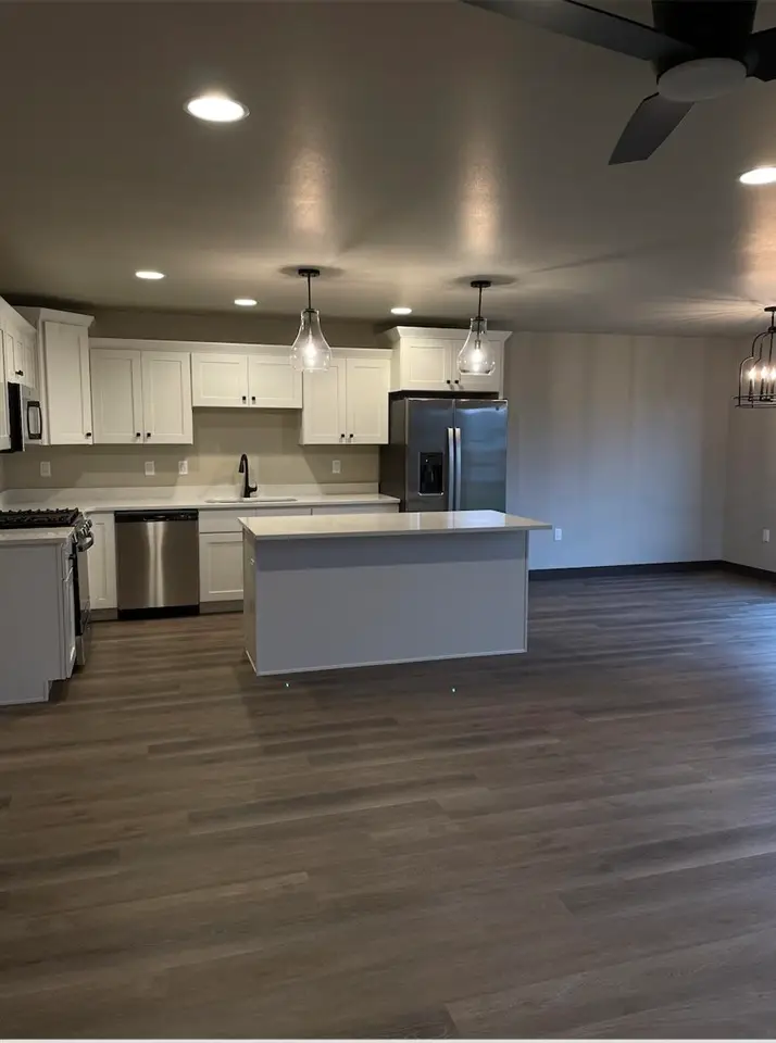 825 Armands Ln, Tiffin, IA 52340 - #3