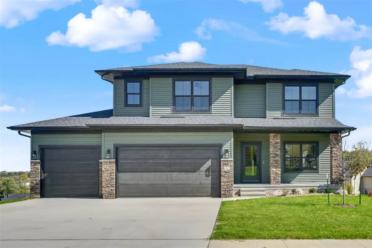 1517 Legend Dr, Tiffin, IA 52340 - #1