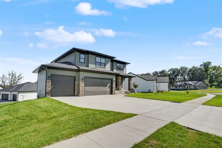 1517 Legend Dr, Tiffin, IA 52340 - #3