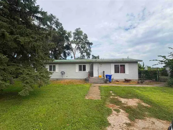 105 W Clay Street, Other, IA 50216