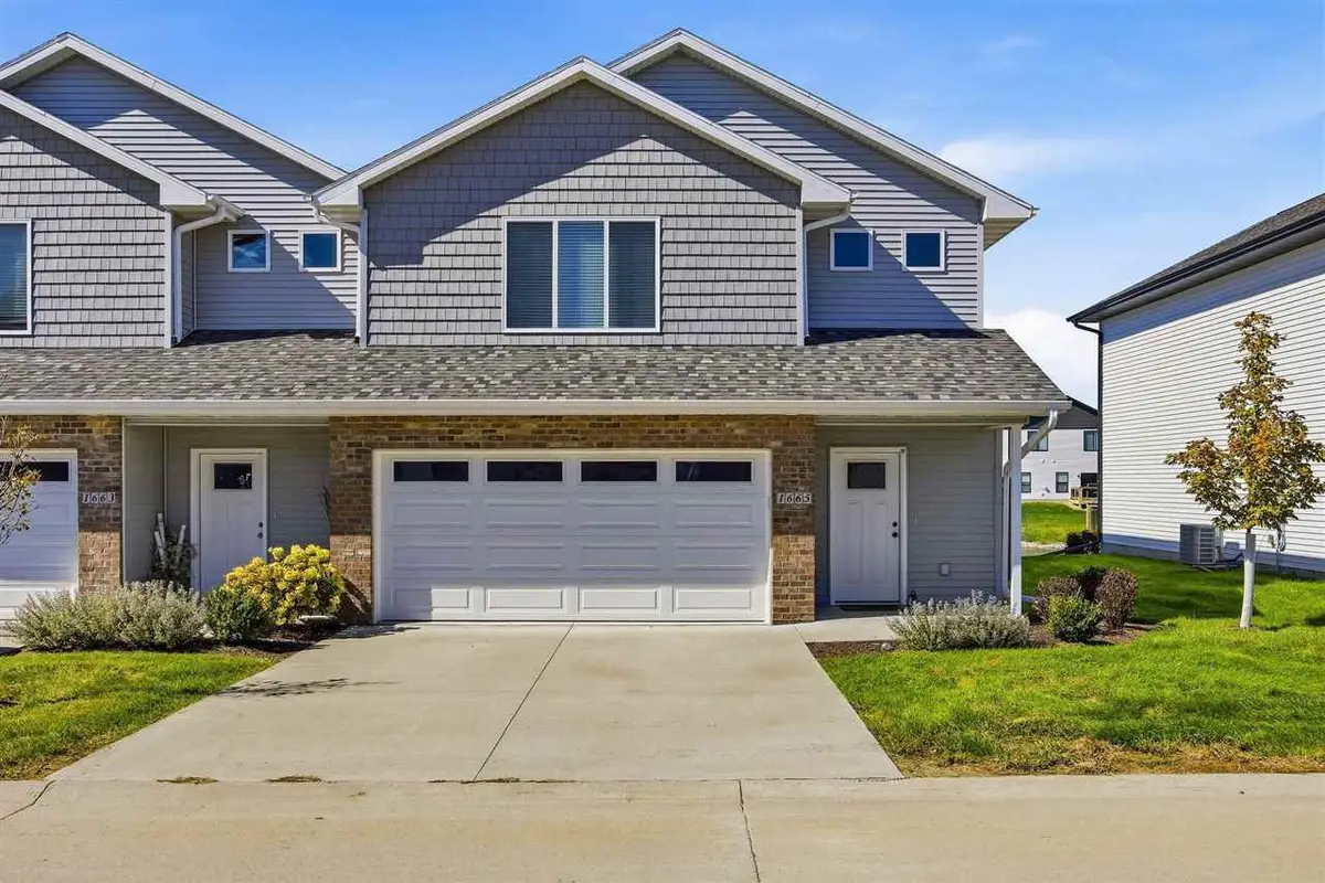 1665 Aspen Ct, North Liberty, IA 52317 - #1