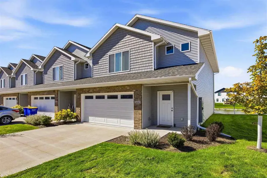 1665 Aspen Ct, North Liberty, IA 52317 - #2