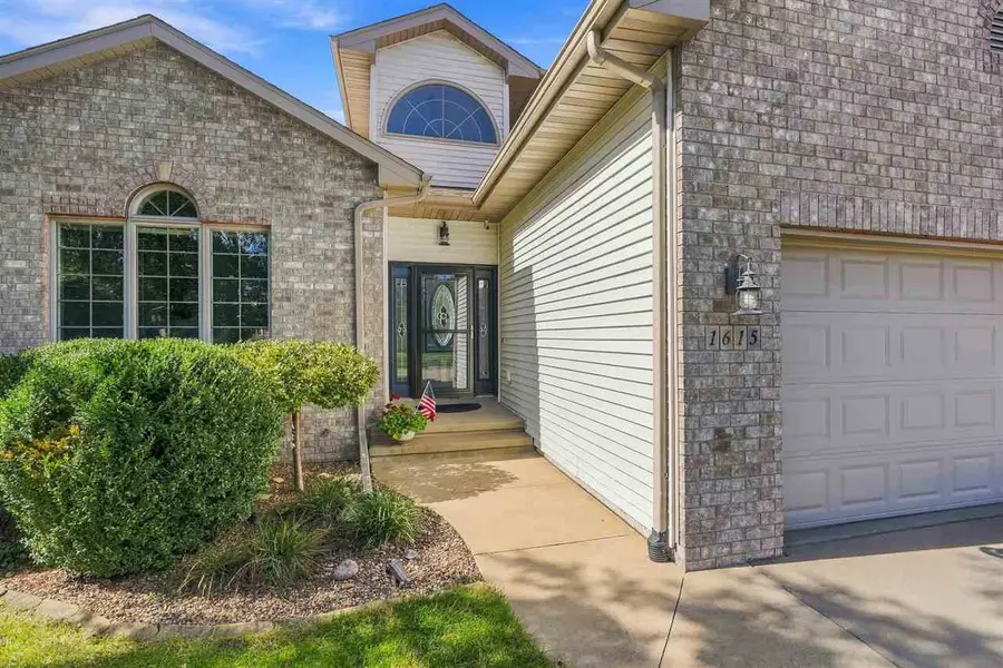 1615 Poplar Ln, North Liberty, IA 52317 - #2