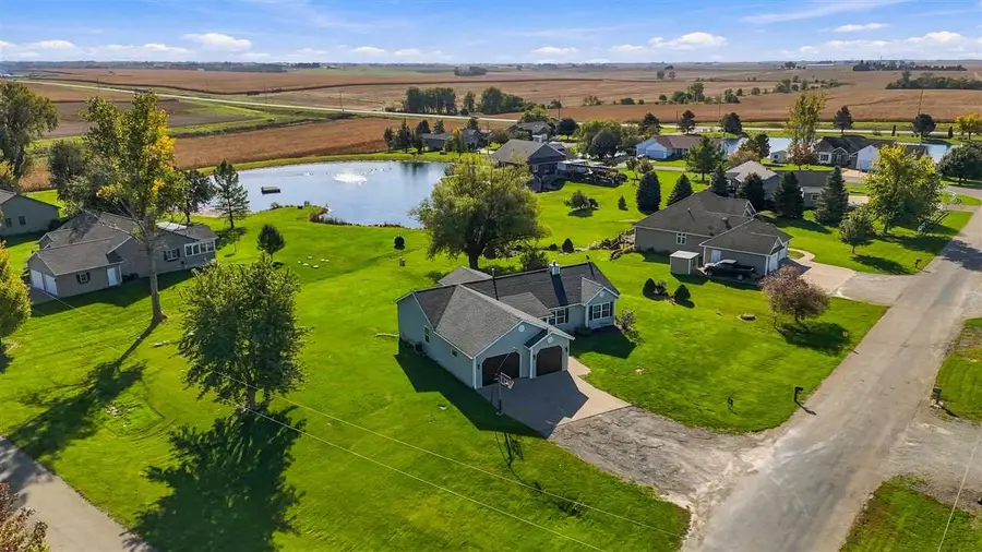 2166 Stewart Dr, Washington, IA 52353 - #2