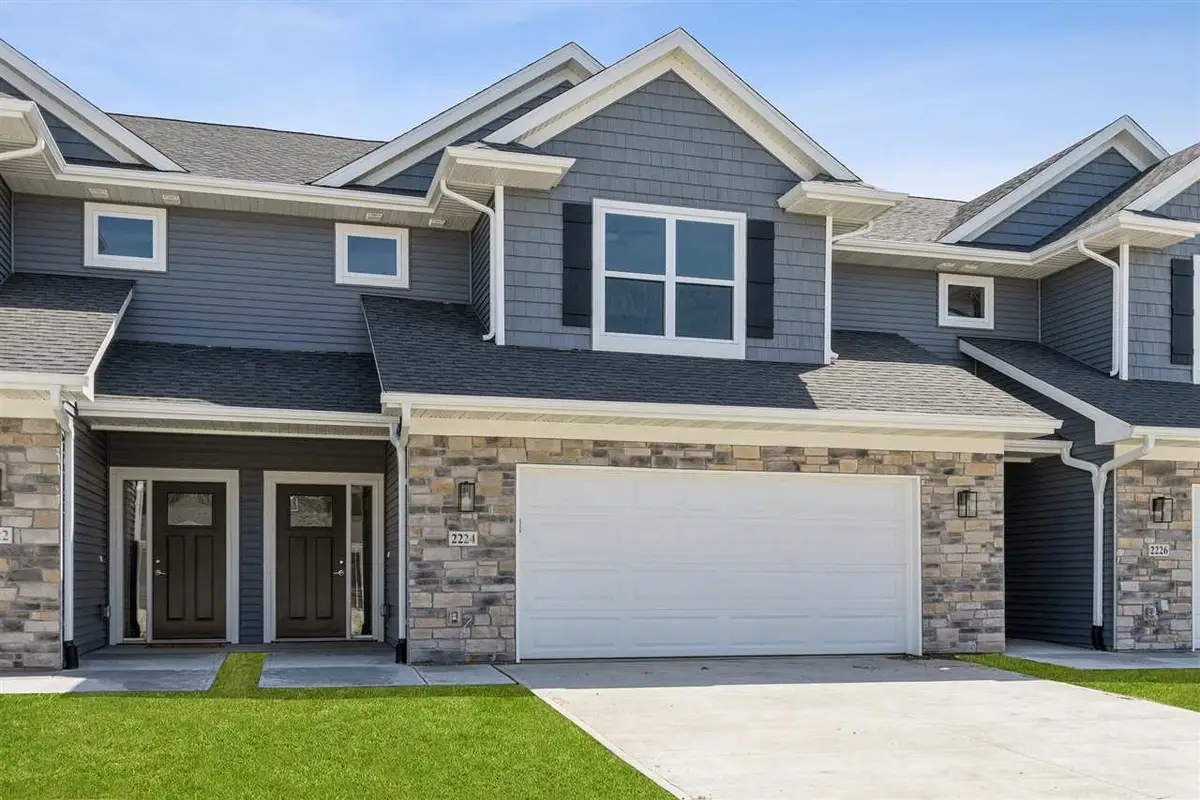 2231 Eversull Ln, North Liberty, IA 52317 - #1