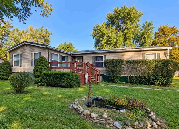 315 S Maple Street, Cincinnati, IA 52549