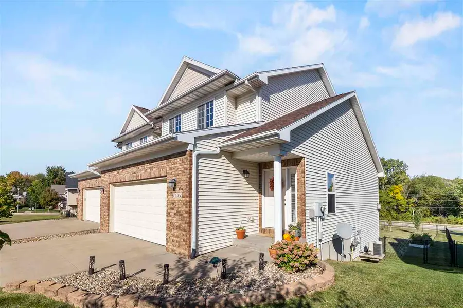 1552 Cook Cir, North Liberty, IA 52317 - #2