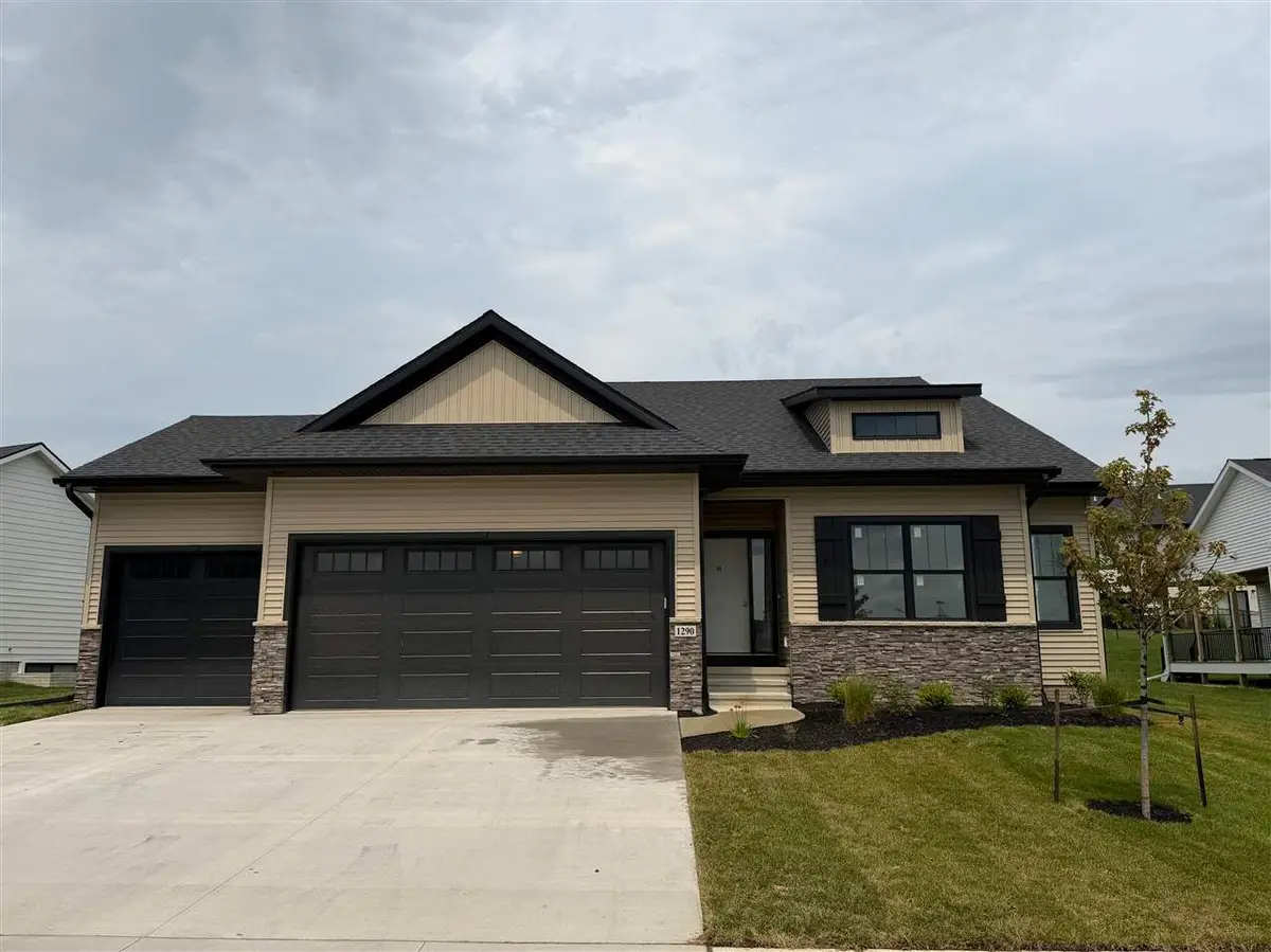 1290 Osage Ln, North Liberty, IA 52317 - #1
