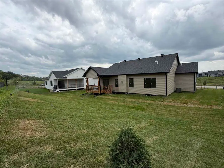 1290 Osage Ln, North Liberty, IA 52317 - #3