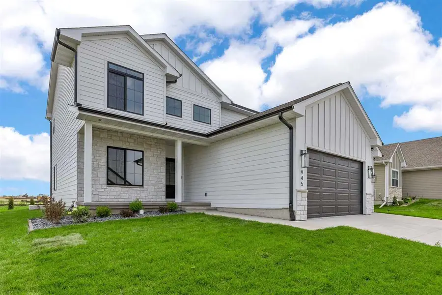 85 S Strub St, North Liberty, IA 52317 - #2