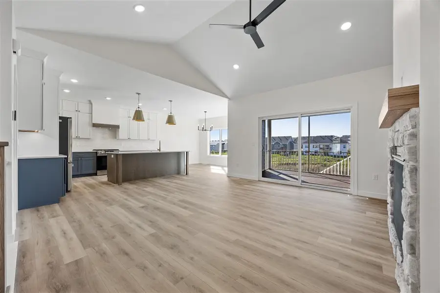 105 S Strub St, North Liberty, IA 52317 - #3