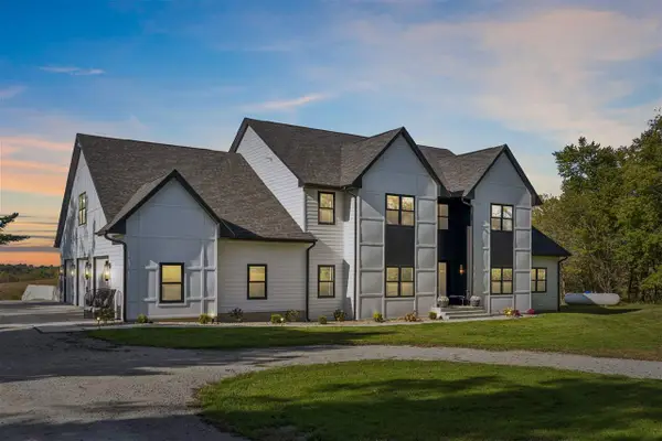 4764 Rapid Creek Road NE, Iowa City, IA 52245