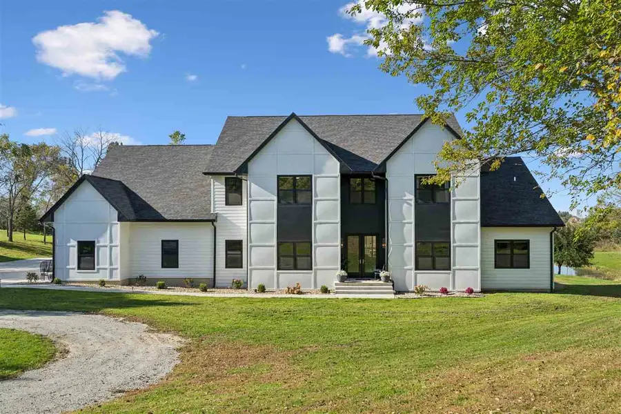 4764 Rapid Creek Road NE, Iowa City, IA 52245 - #2